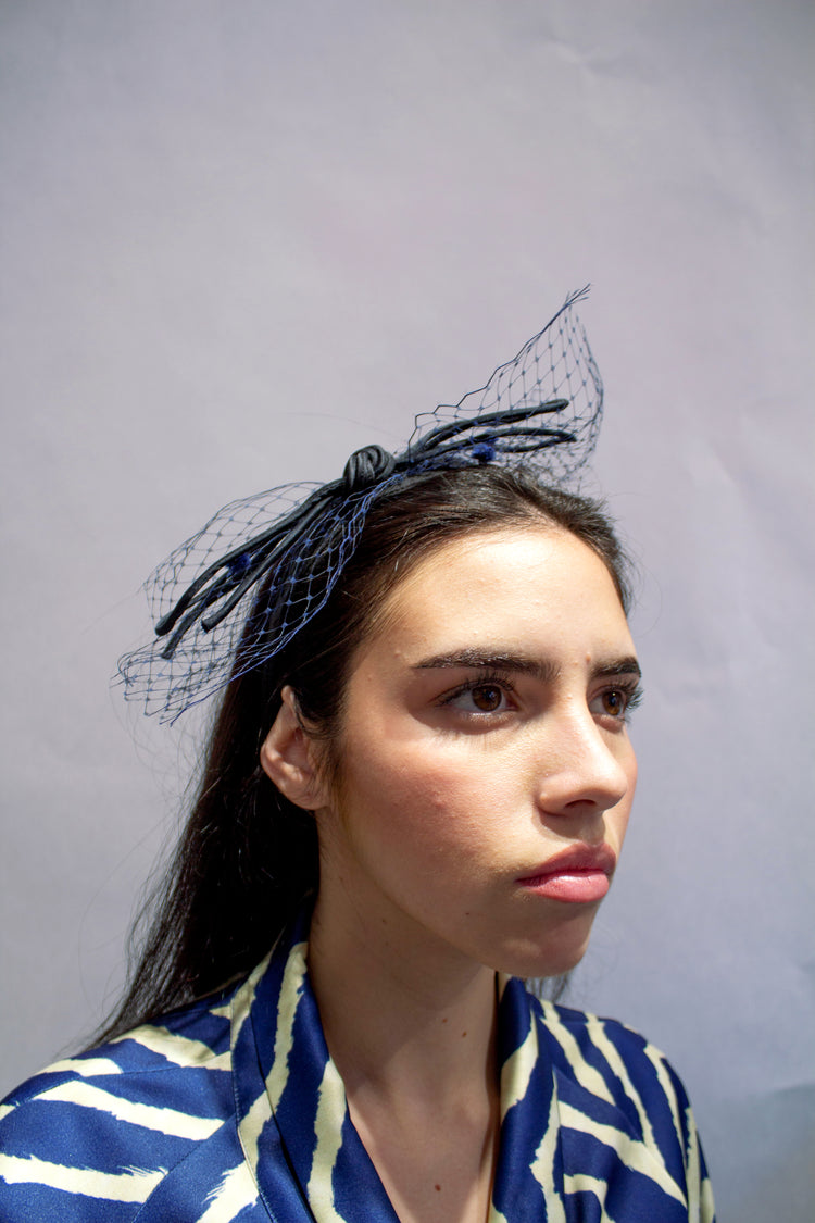 Diadema rejilla y lazada