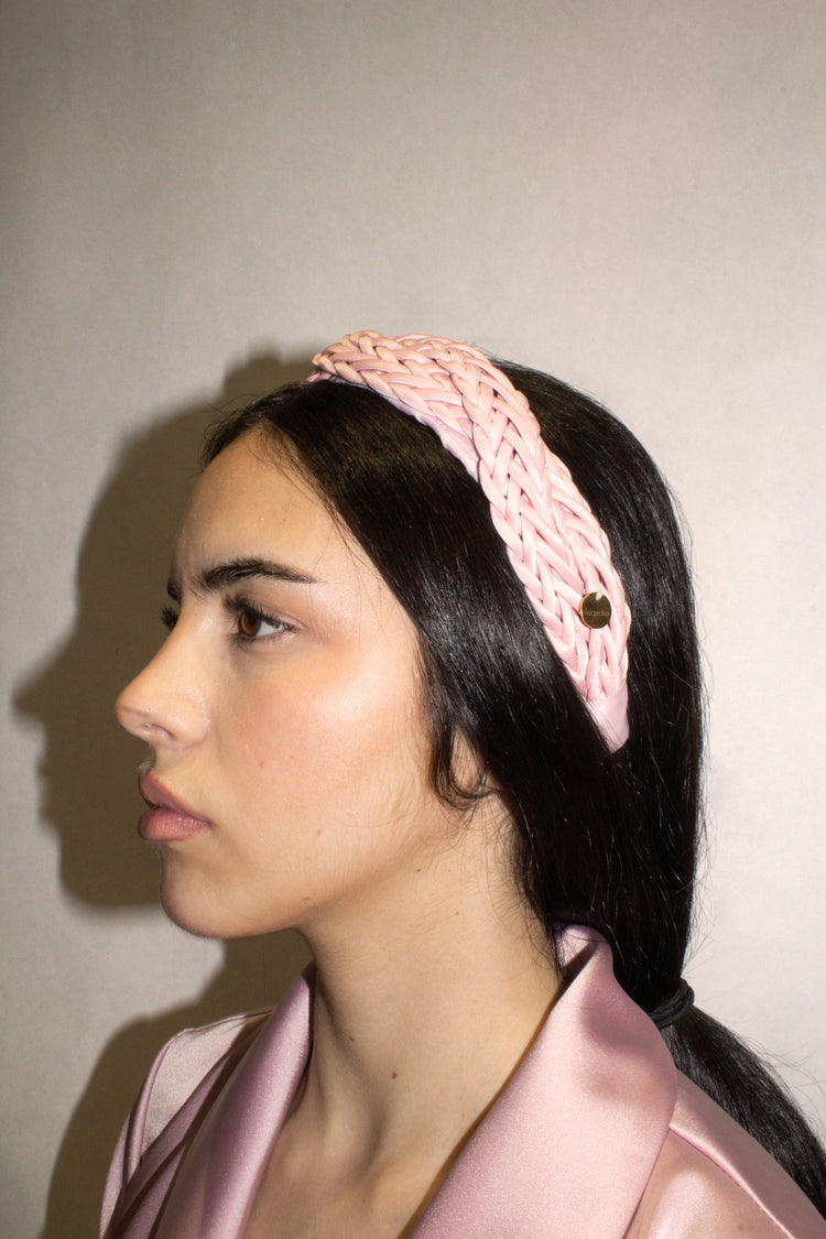 Diadema trenzada rosa palo Chiara