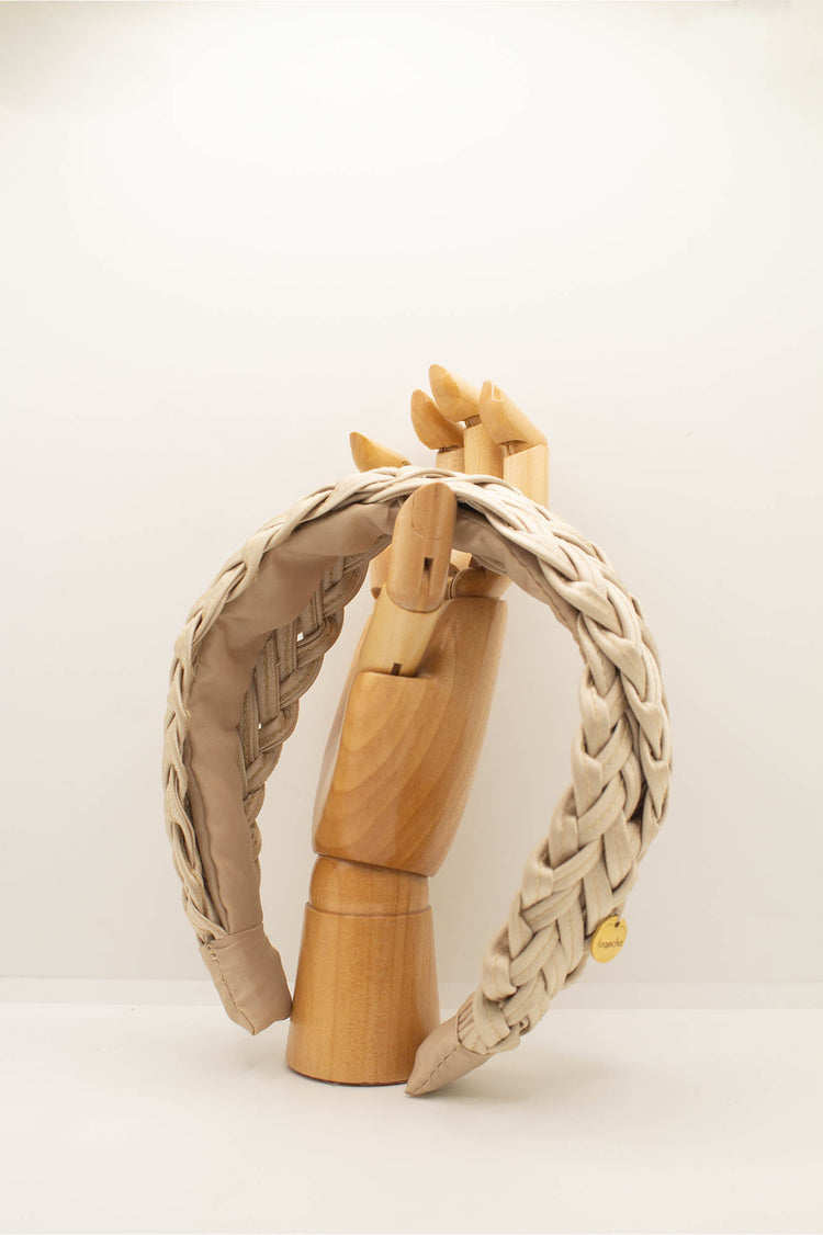 Diadema trenzada Chiara champagne