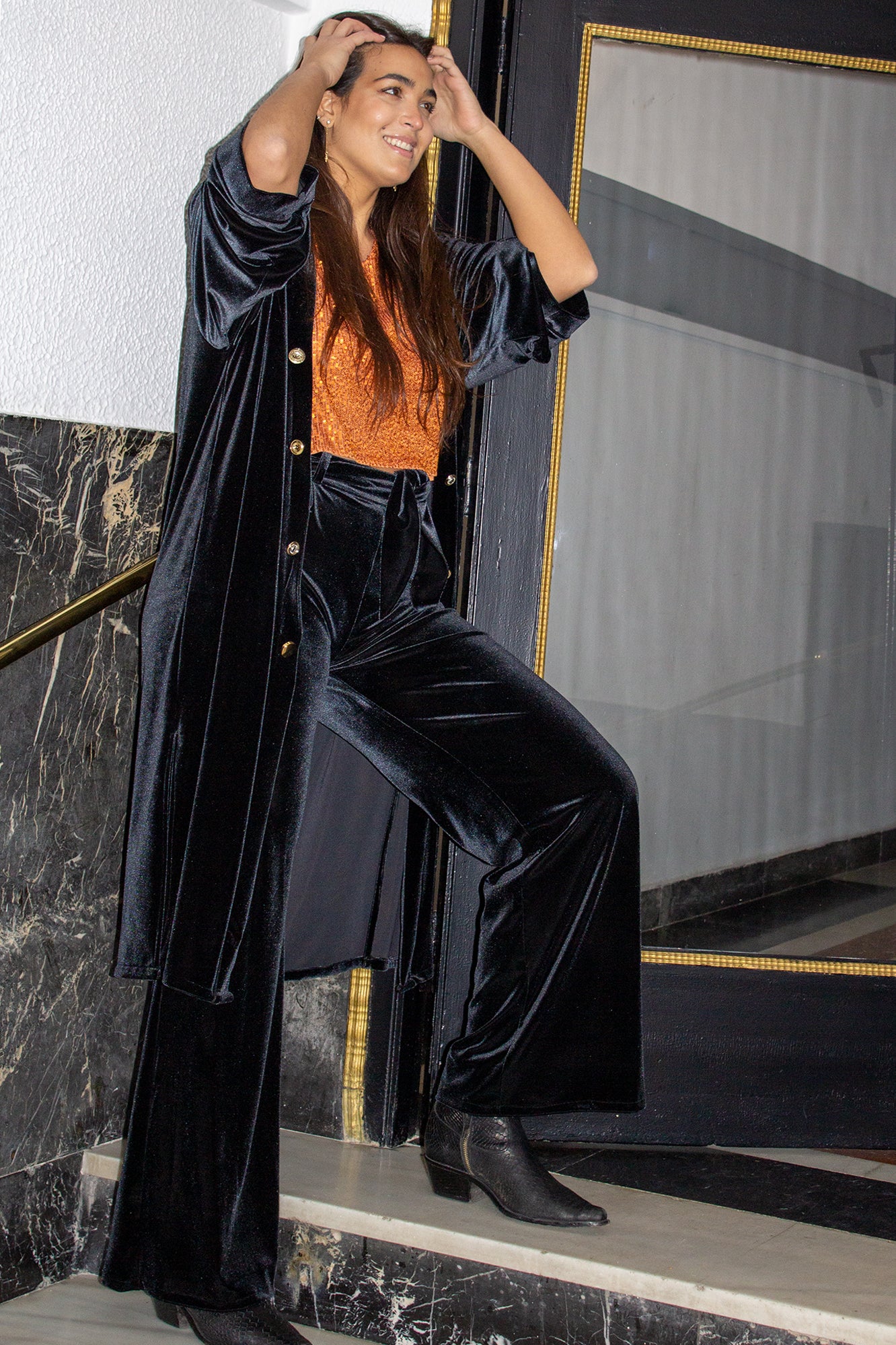 Chaqueta terciopelo larga Sassari negra – Laqocha